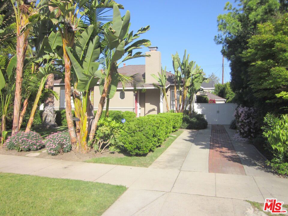 4328 Wilkinson Avenue, Studio City, CA 91604