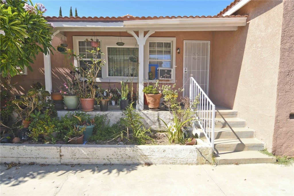 5581 Fullerton Avenue, Buena Park, CA 90621