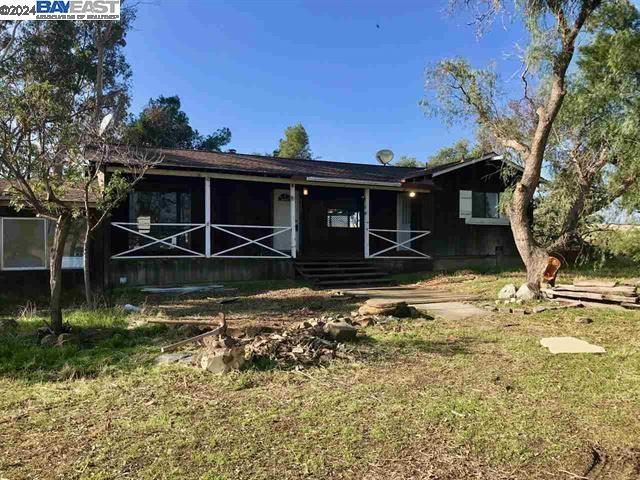 6600 Armstrong Rd, Byron, CA 94514