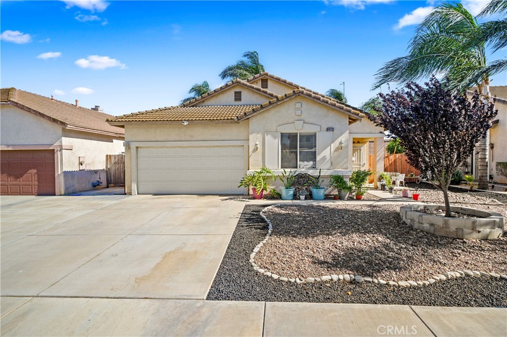 8033 David Way, Jurupa Valley, CA 92509