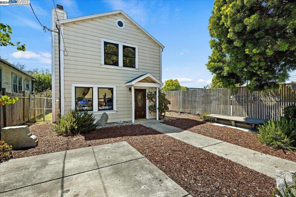 1646 5Th St, Berkeley, CA 94710