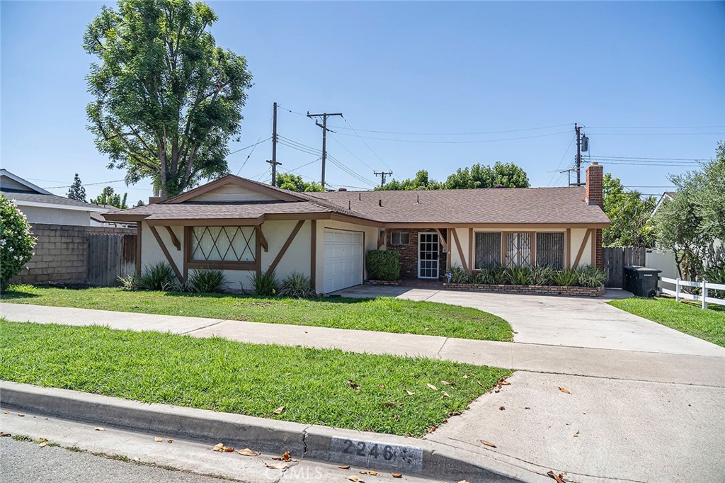 2246 E Locust Avenue, Orange, CA 92867