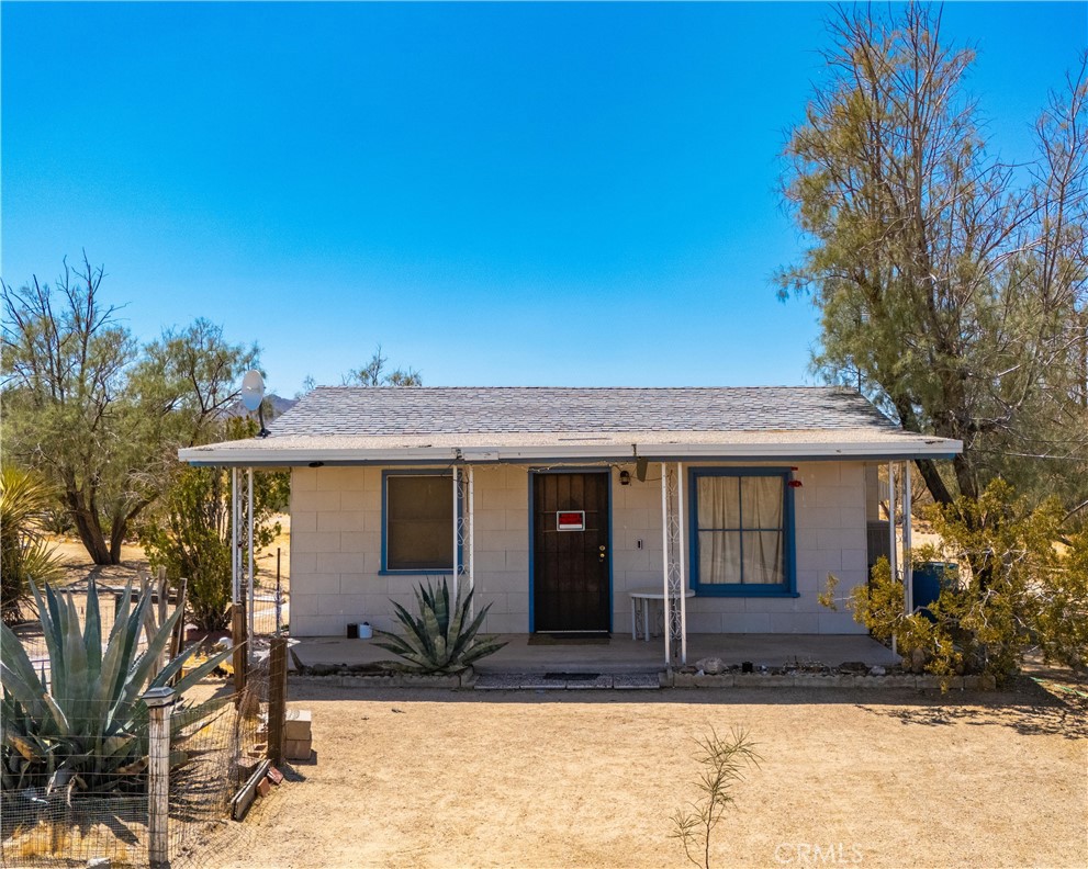 2240 Dusty Mile Road, Landers, CA 92285