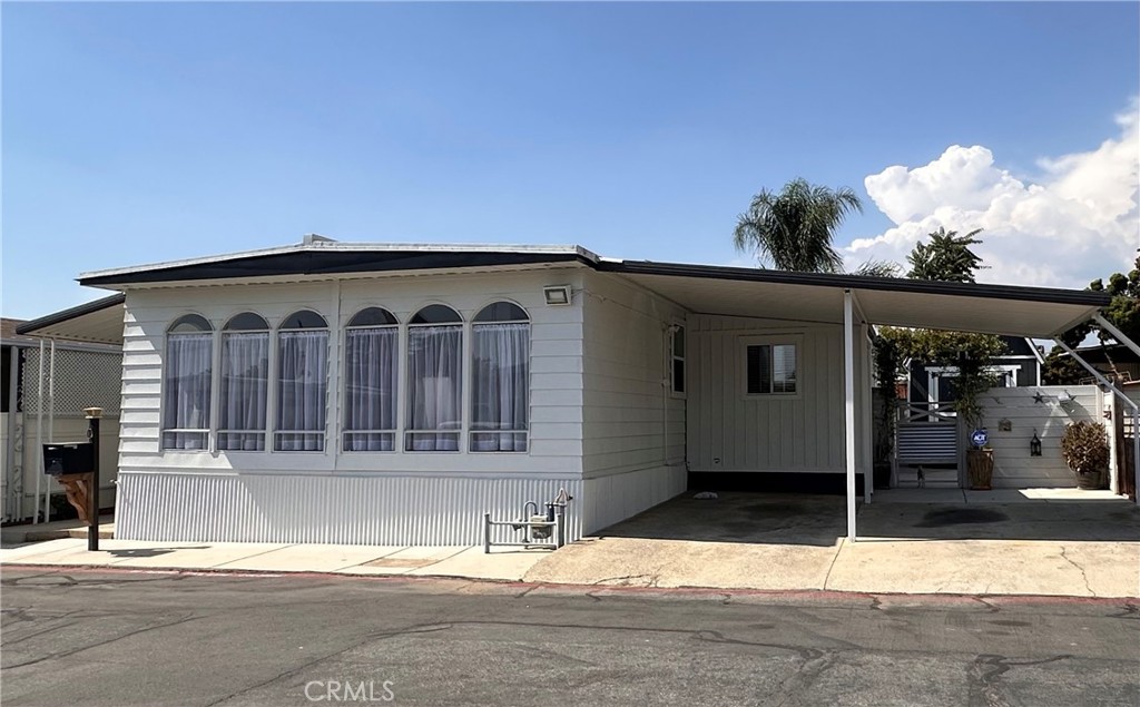 34480 County Line Rd , #10, Yucaipa, CA 92399