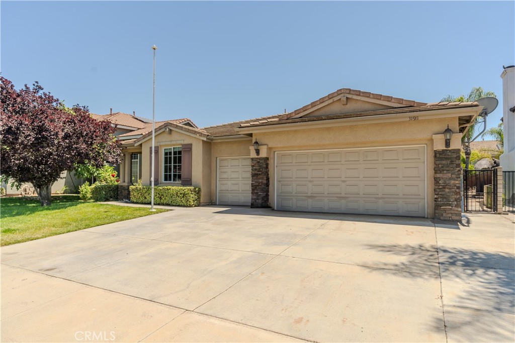 31911 Violet Drive, Winchester, CA 92596