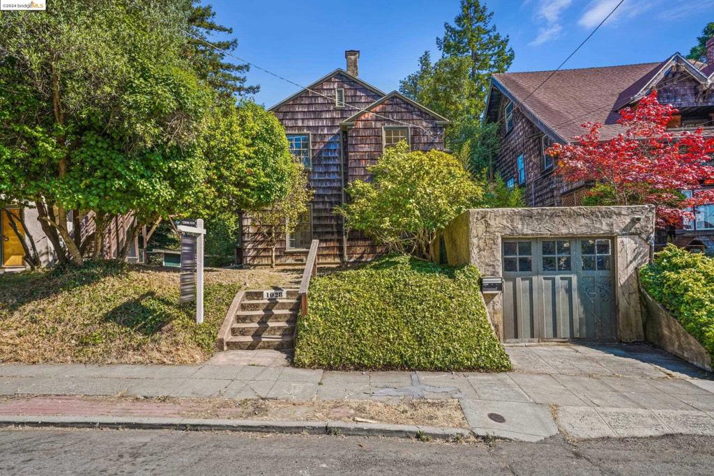 1028 Cragmont Ave, Berkeley, CA 94708