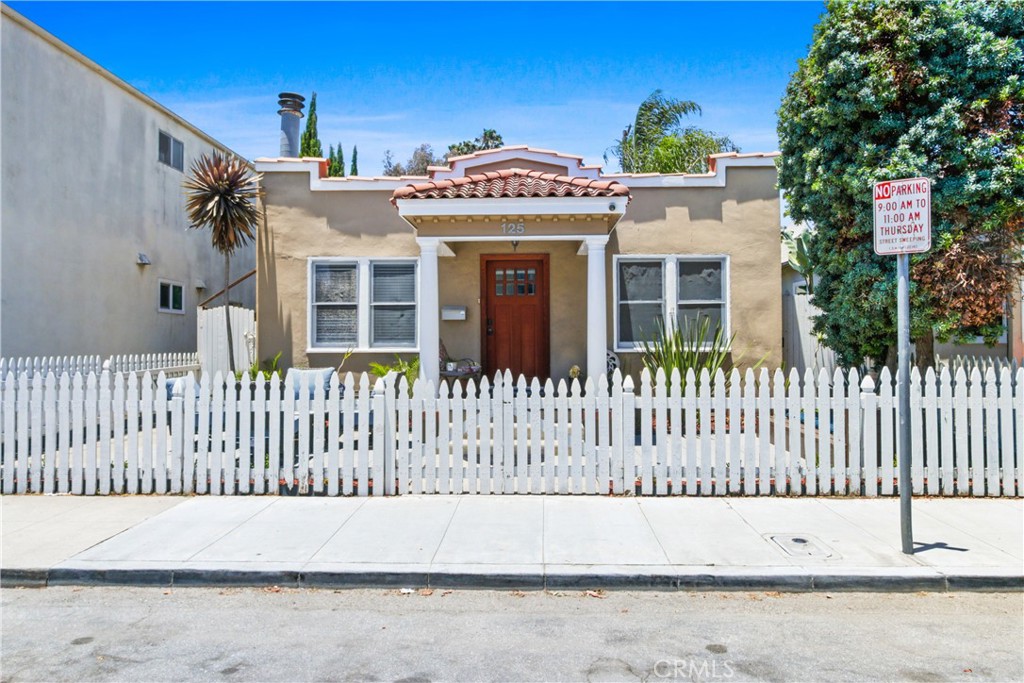 125 Bennett Avenue, Long Beach, CA 90803