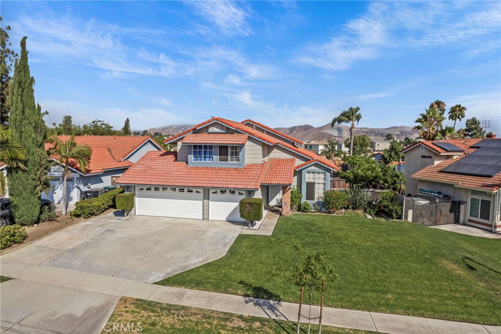 515 Ventura Avenue, Corona, CA 92879