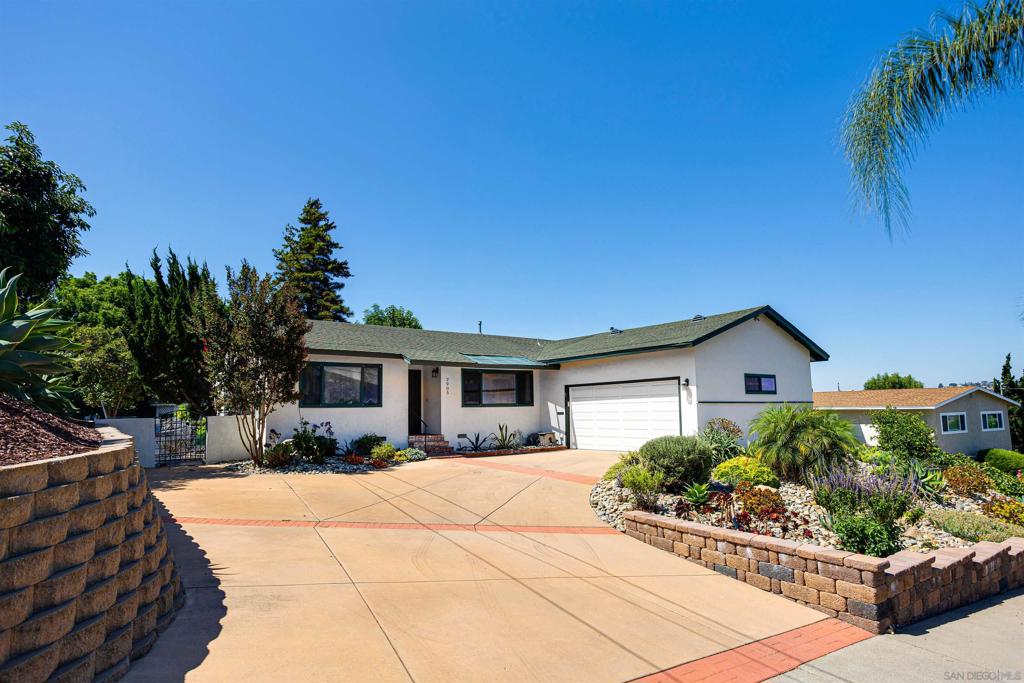 7905 Michelle Dr., La Mesa, CA 91942