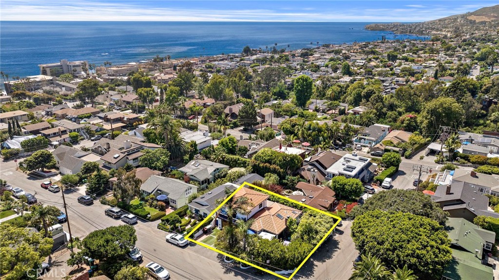 490 Agate Street, Laguna Beach, CA 92651