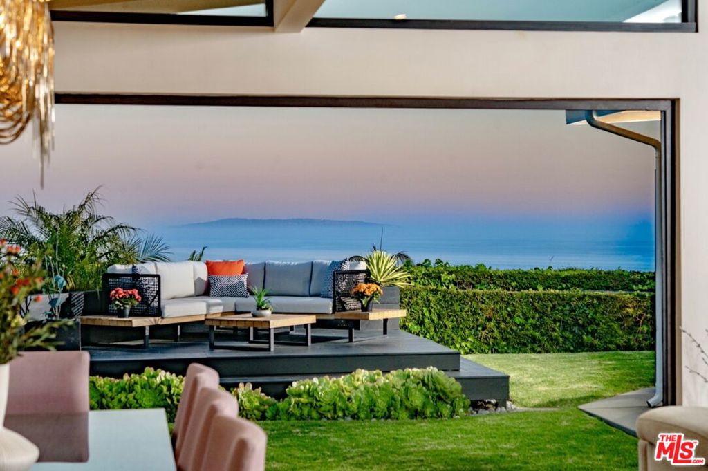 18320 Clifftop Way, Malibu, CA 90265