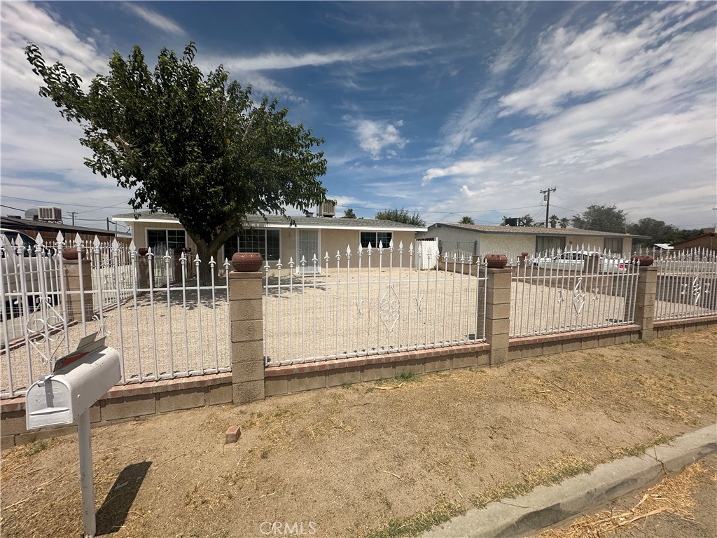 1585 Edwards Avenue, Rosamond, CA 93560