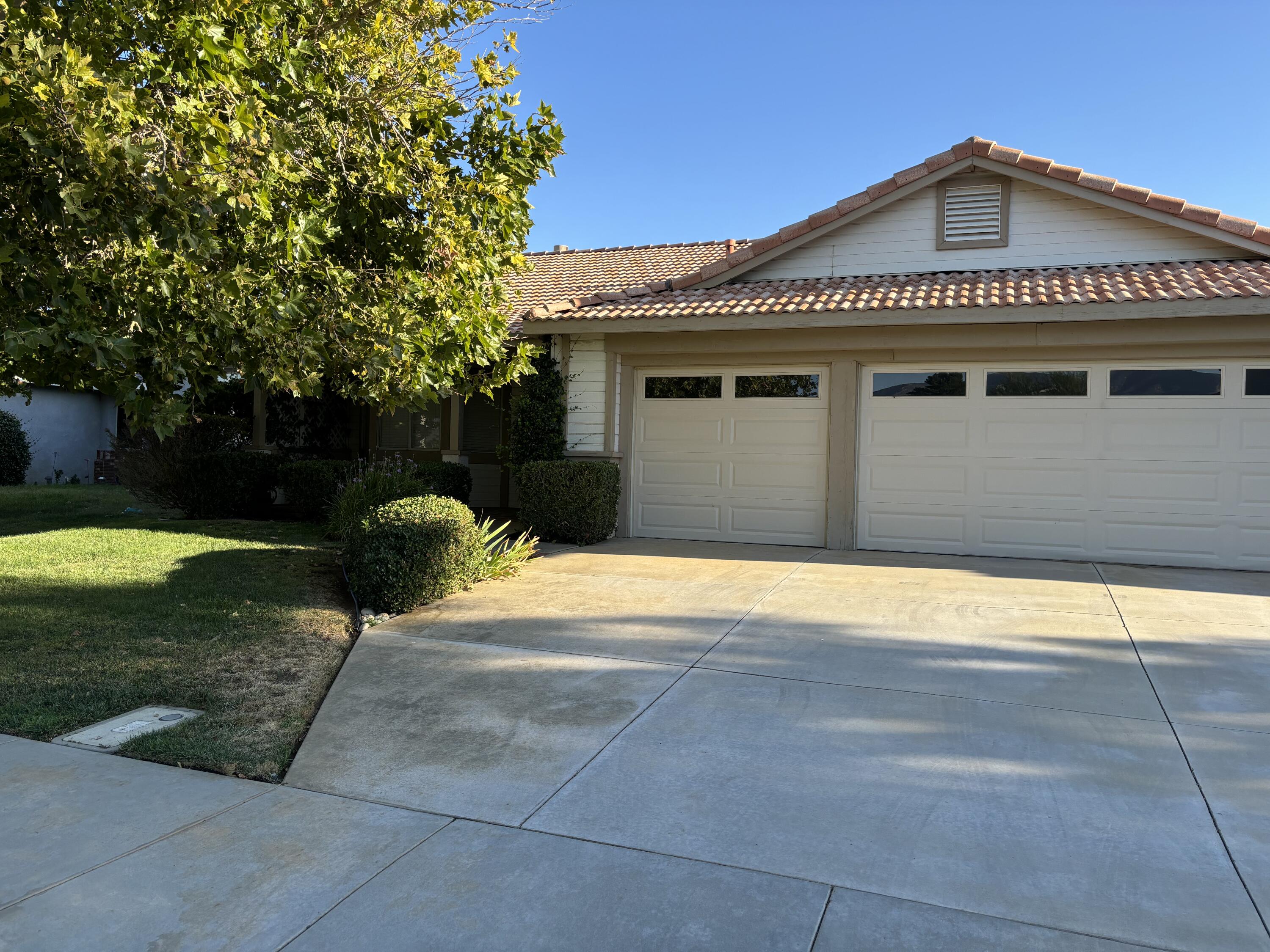 2535 Gemstone Avenue, Palmdale, CA 93551