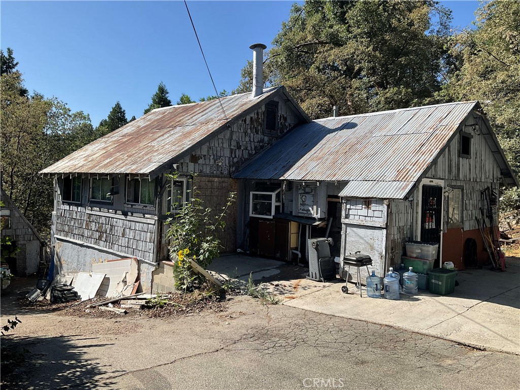 26196 Hwy 189, Twin Peaks, CA 92391