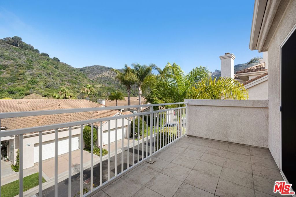 668 Palisades Drive, Pacific Palisades, CA 90272