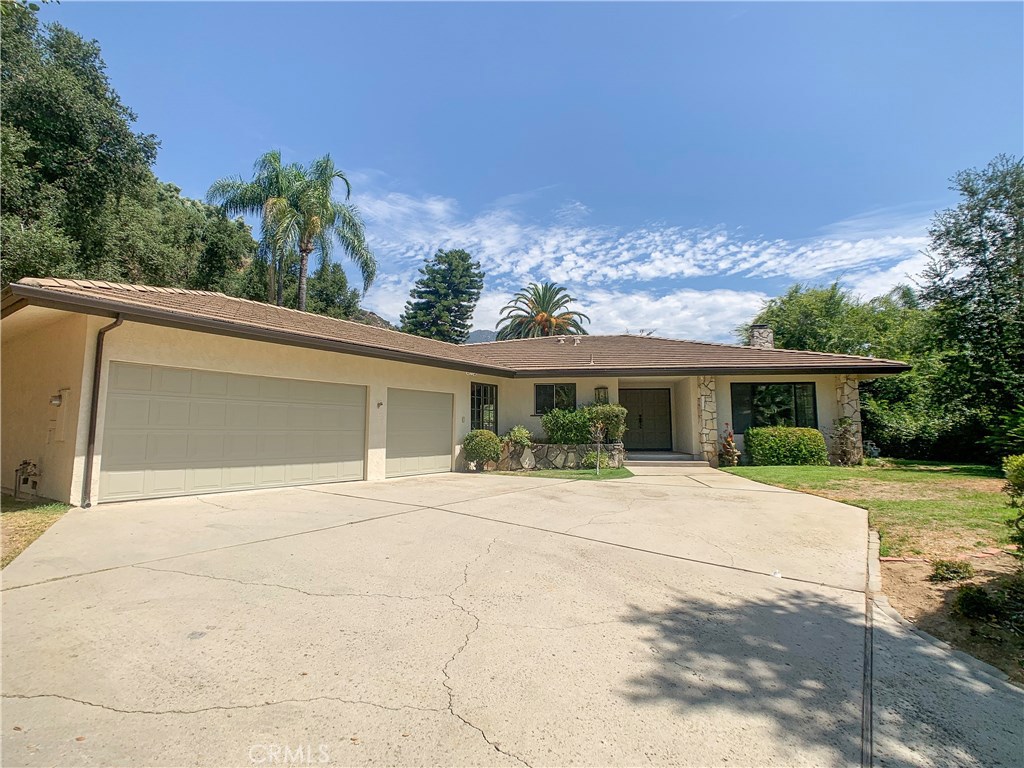 2090 Liliano Drive, Sierra Madre, CA 91024