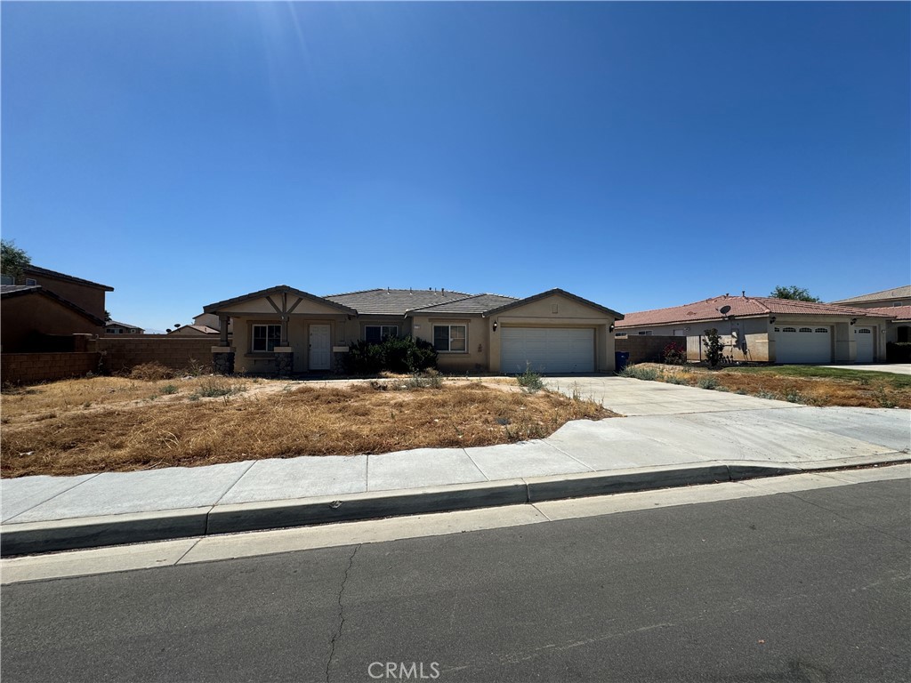 1710 E Miki Way, Lancaster, CA 93535