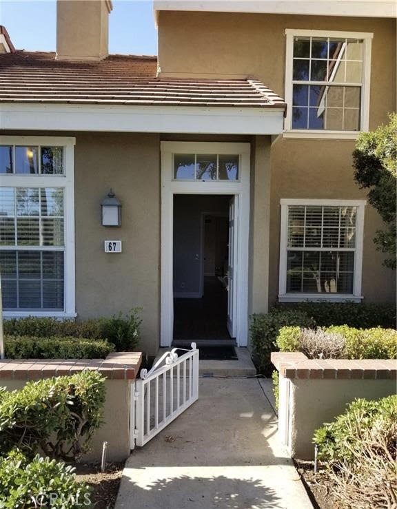 67 Dartmouth , #64, Irvine, CA 92612