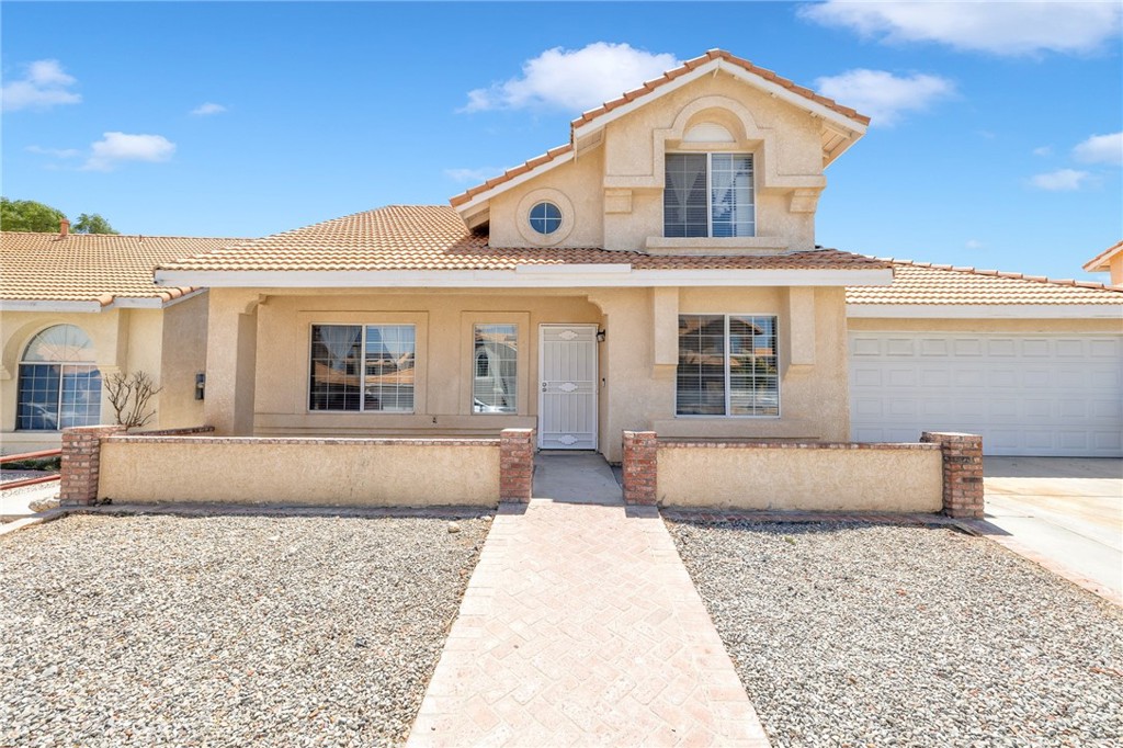 14611 Pony Trail Road, Victorville, CA 92392