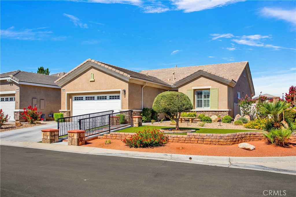 10686 Archerwill Road, Apple Valley, CA 92308