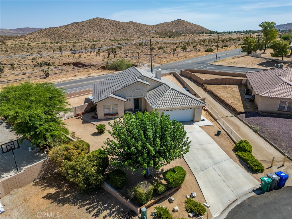 57274 Jarana Court, Yucca Valley, CA 92284