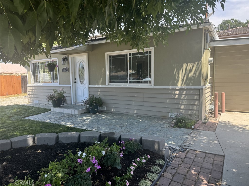 2137 El Pasillo, Spring Valley, CA 91977