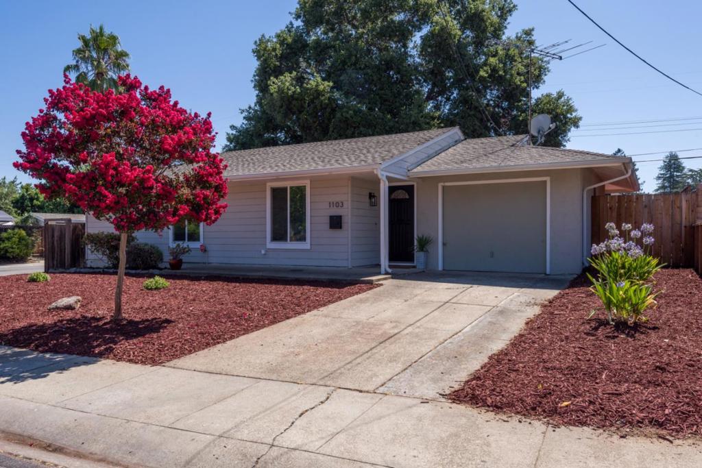 1103 Solana Drive, Mountain View, CA 94040