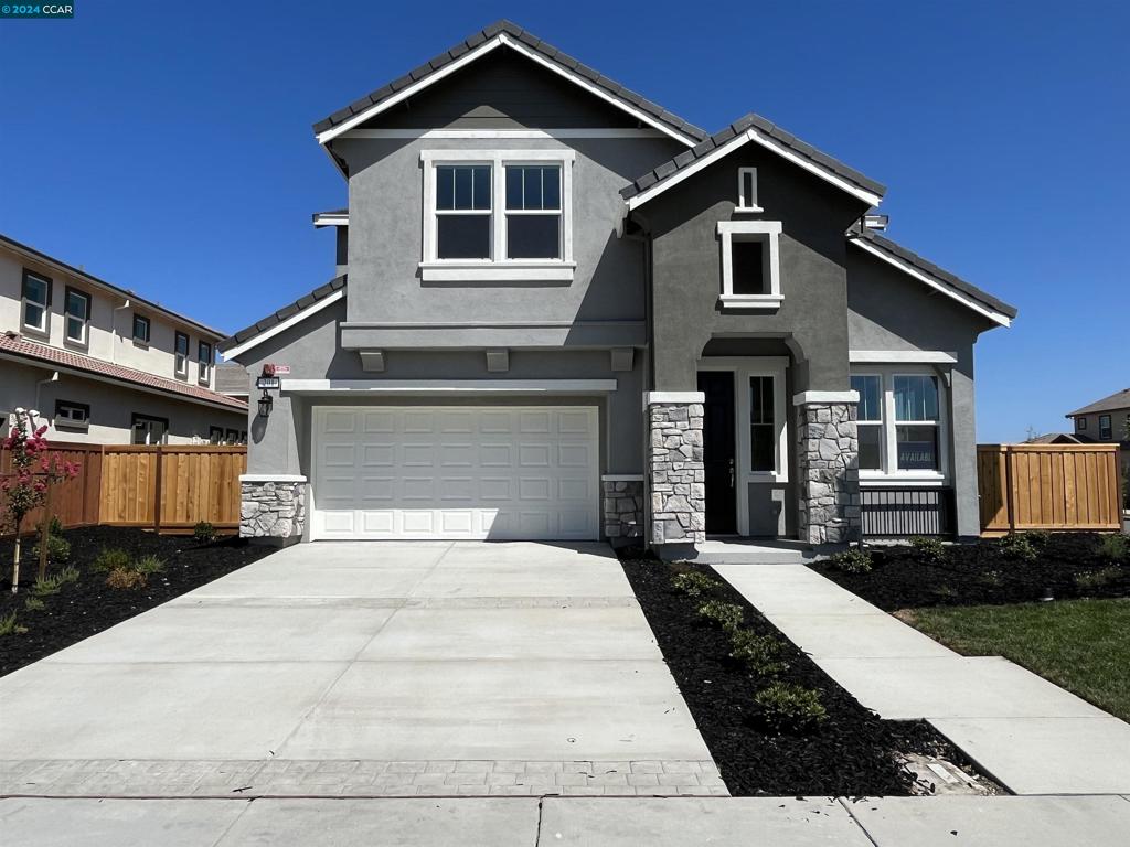 201 Gannet St, Vacaville, CA 95688