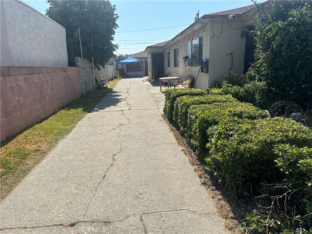 512 S La Verne Avenue, Los Angeles, CA 90022