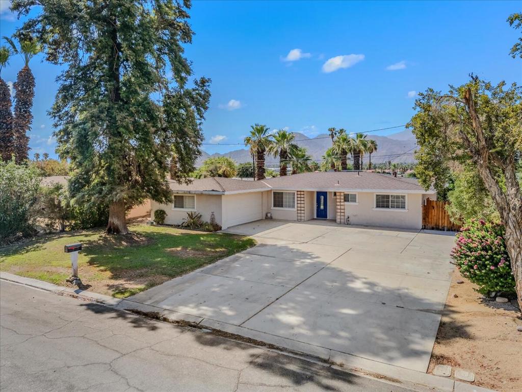 74613 Leslie Avenue, Palm Desert, CA 92260