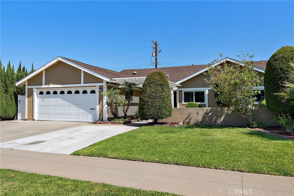 4431 E Silverleaf Avenue, Orange, CA 92869