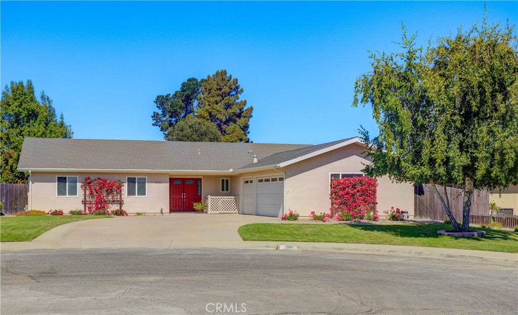 4301 Heather Circle, Santa Maria, CA 93455