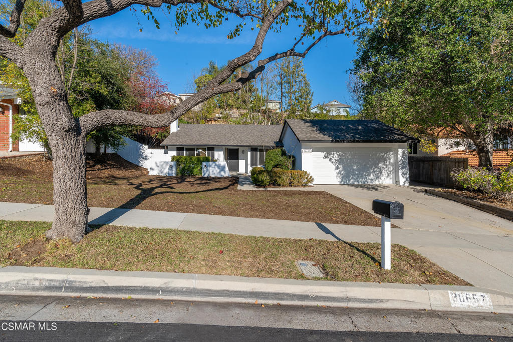 30657 Passageway Place, Agoura Hills, CA 91301