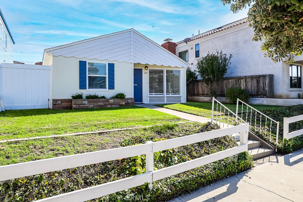 520 12Th Street, Huntington Beach, CA 92648