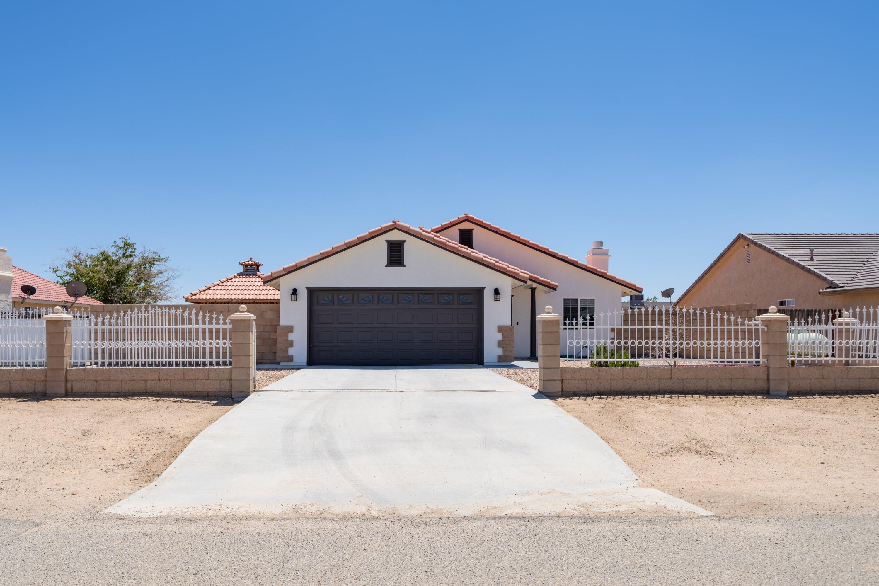 9736 Oleander Avenue, California City, CA 93505