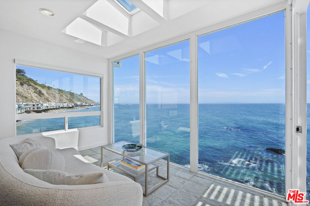 20718 Pacific Coast Highway, #4, Malibu, CA 90265