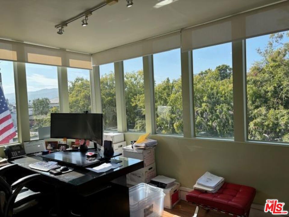 984 Monument Street, #201, Pacific Palisades, CA 90272