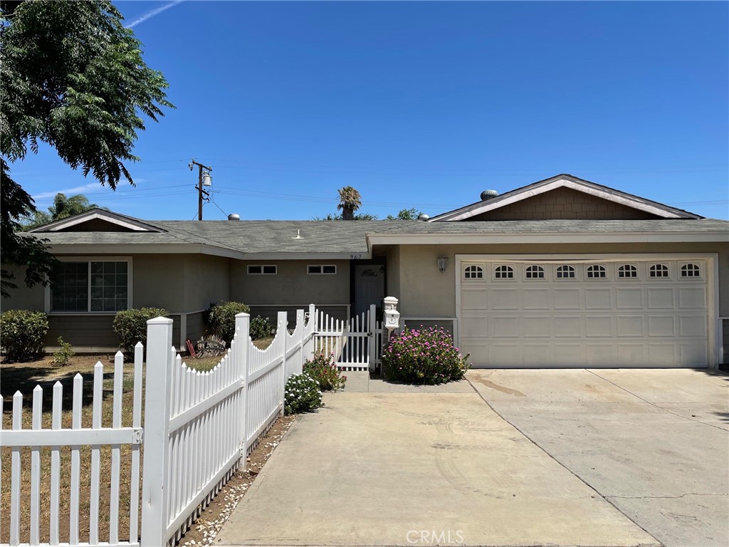 967 Burr Street, Corona, CA 92882