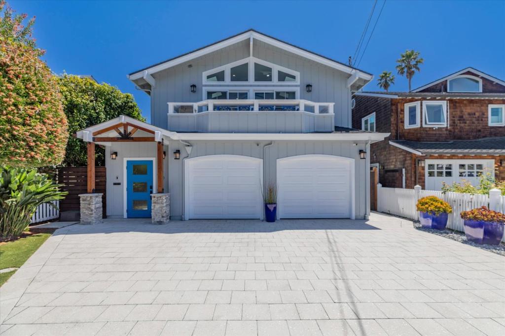 4980 Garnet Street, Capitola, CA 95010