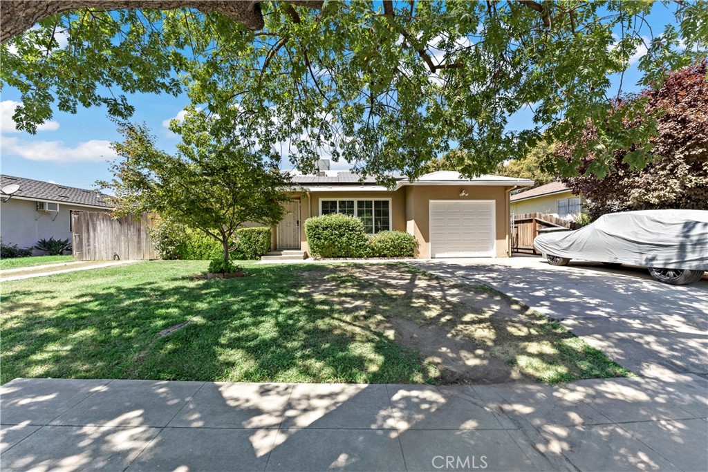 1036 W Dayton Avenue, Fresno, CA 93705