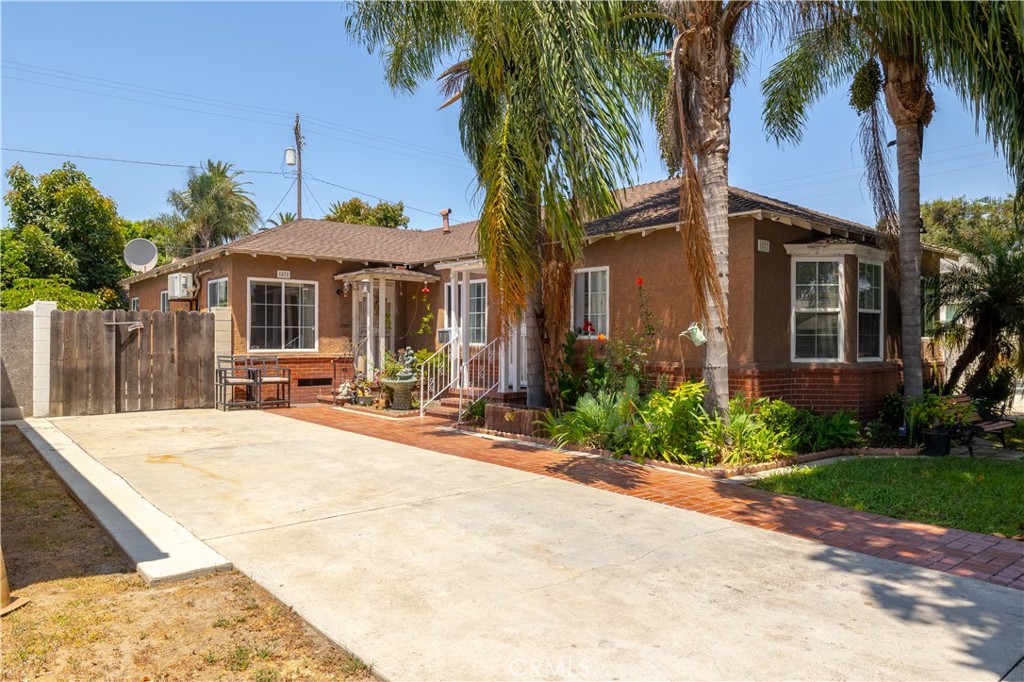 1875 Maine Avenue, Long Beach, CA 90806