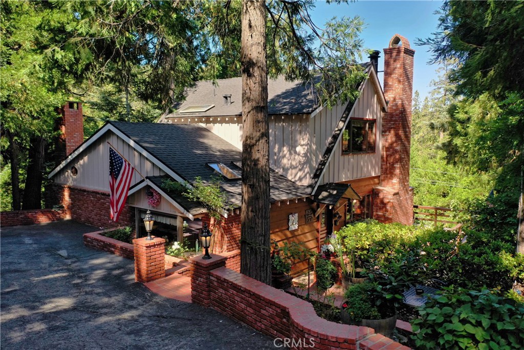 278 B Lane, Lake Arrowhead, CA 92352