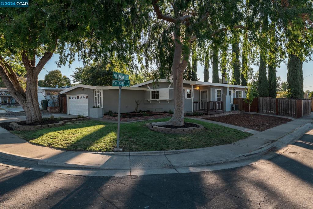 1249 Plumleigh Lane, Concord, CA 94521