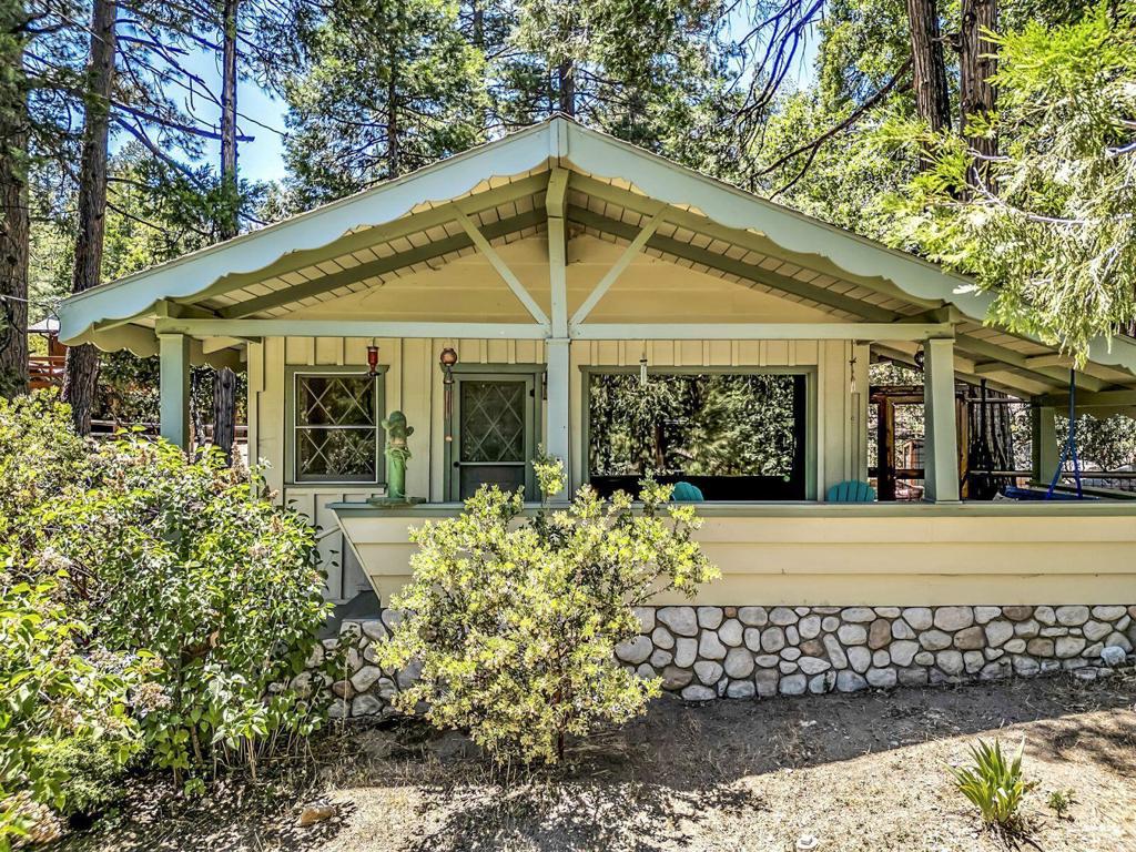 25391 Franklin Drive, Idyllwild, CA 92549