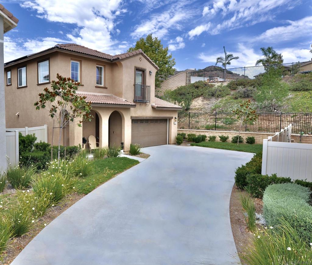 35373 White Camarillo Lane, Fallbrook, CA 92028