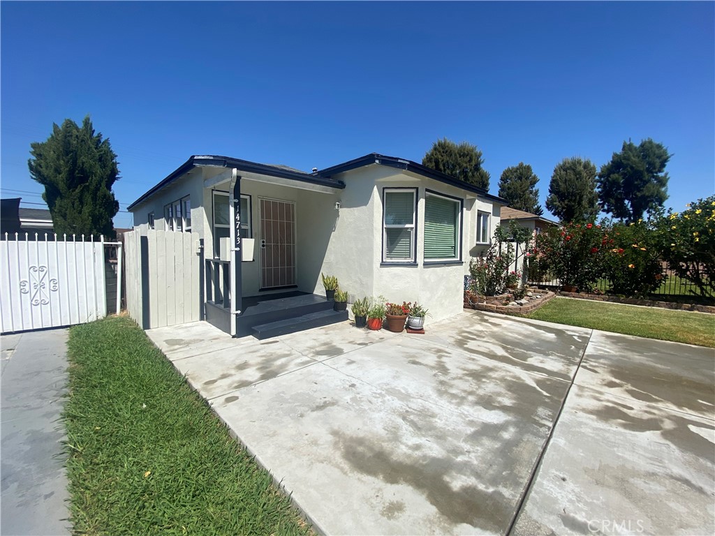 14713 S Castlegate Avenue, Compton, CA 90221