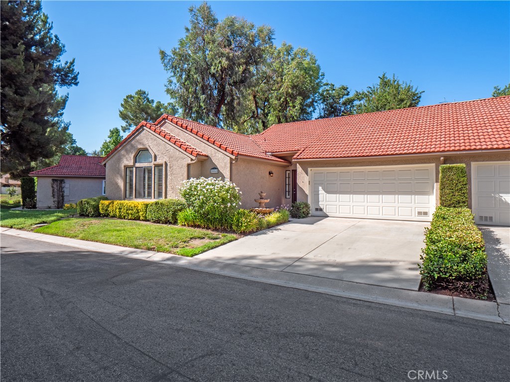 20065 Avenue Of The Oaks, Newhall, CA 91321