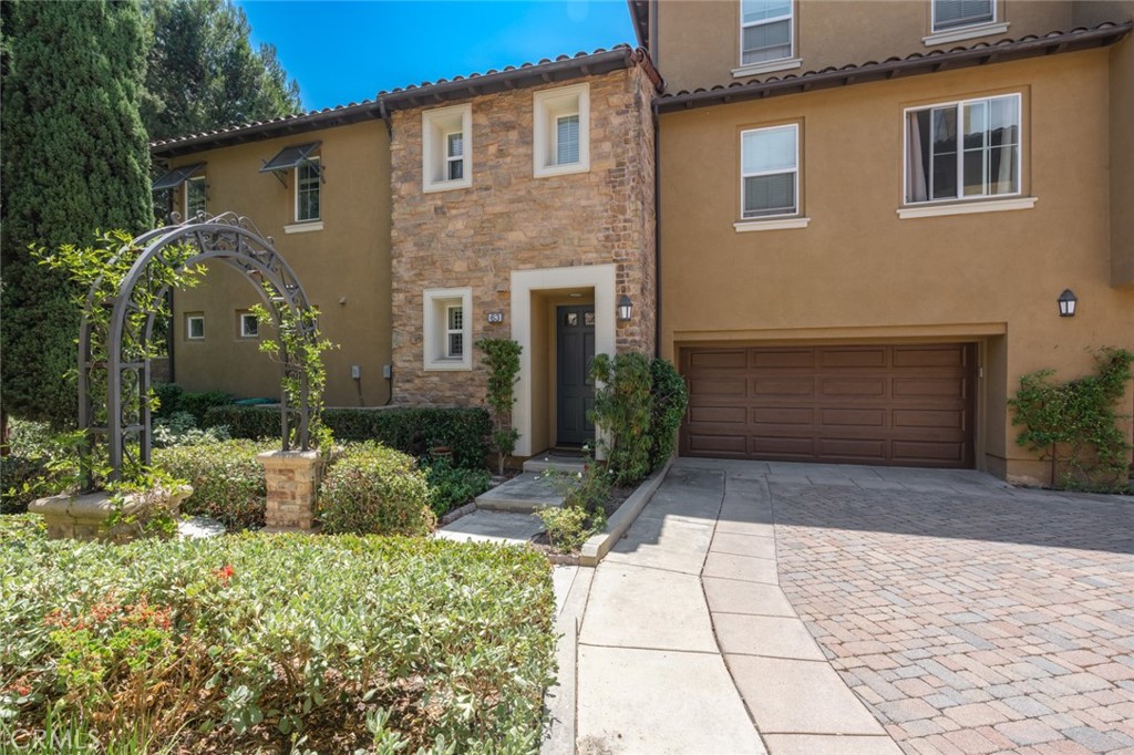 63 Gingerwood, Irvine, CA 92603