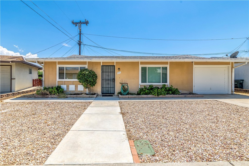 241 Vivian Lane, Hemet, CA 92543