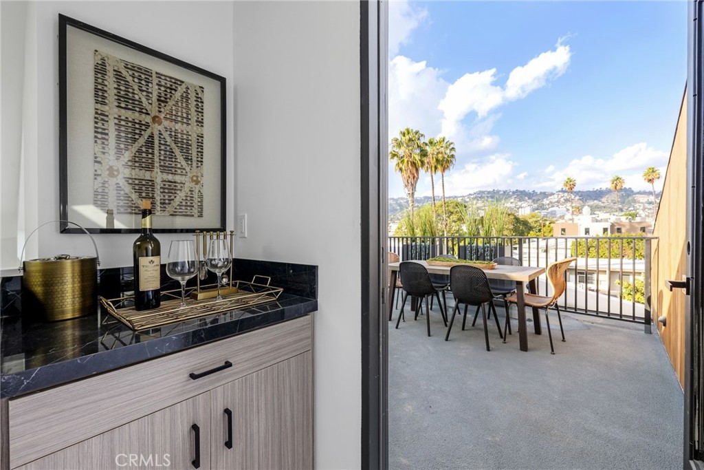 528 N Flores Street, #102, West Hollywood, CA 90048